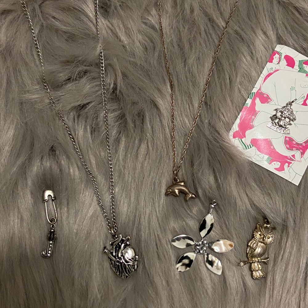 FREE with purchase!! Jewellery Bundle👑💫